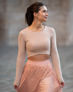 Charger l&#39;image dans la galerie, Crop top Fernie beige
